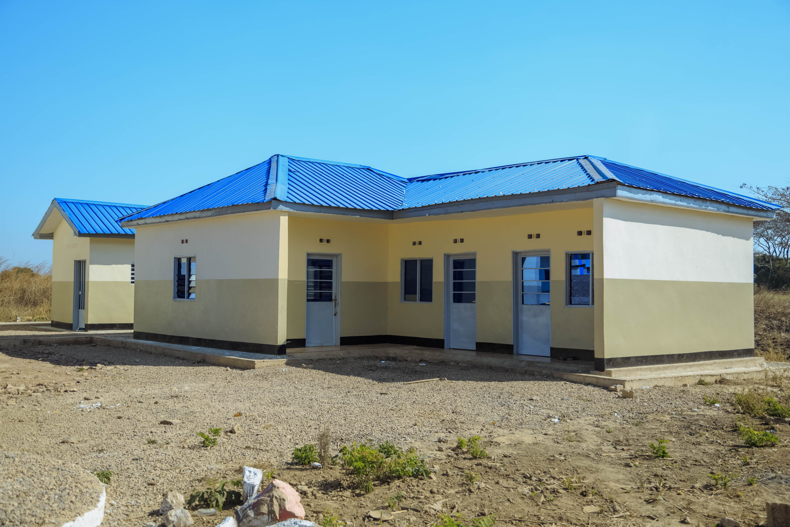 Bureau moderne pour chaque école.