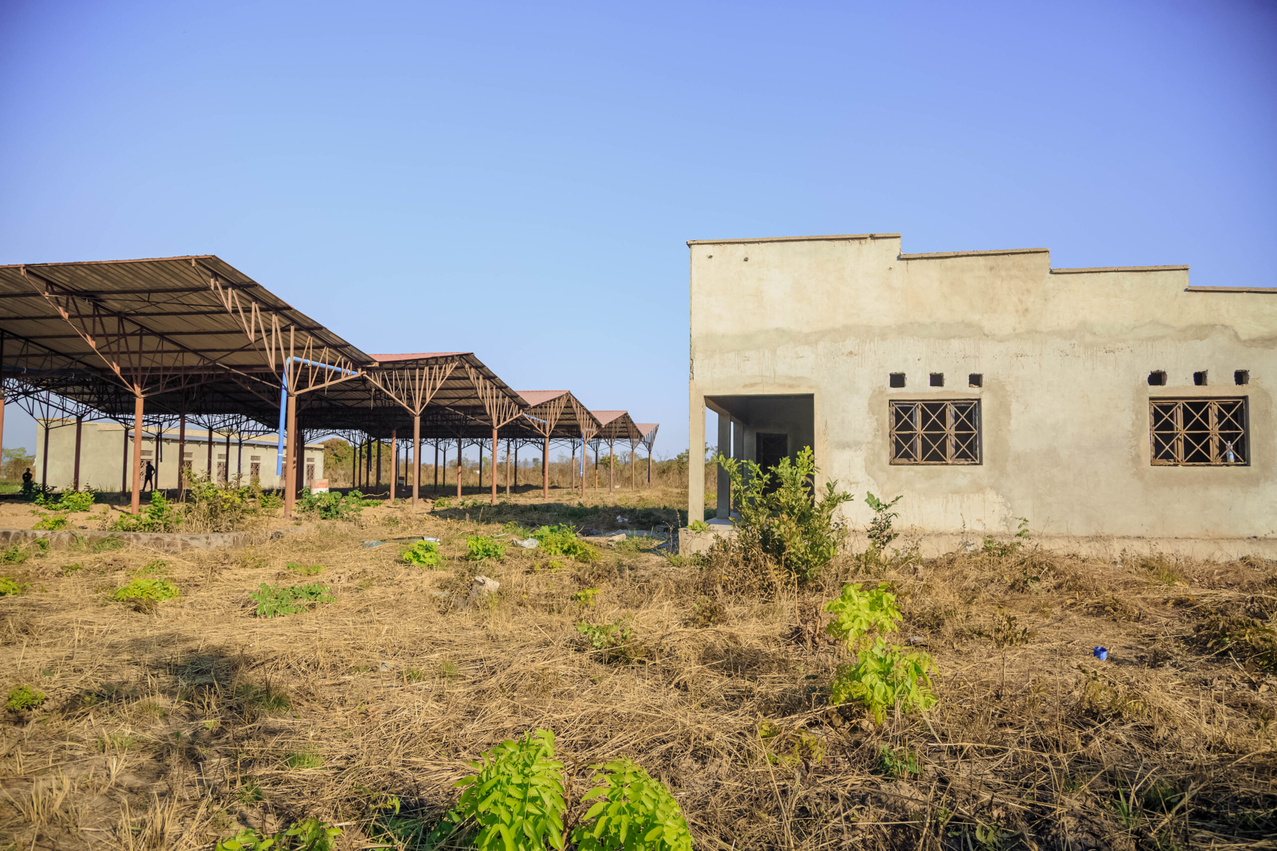 Marché en construction à BUNKEYA.
